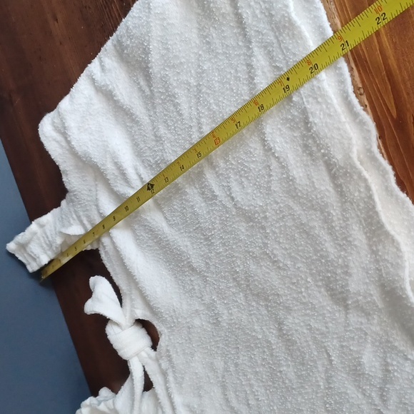 White Ruffled Women's Top - Picture 6 of 8